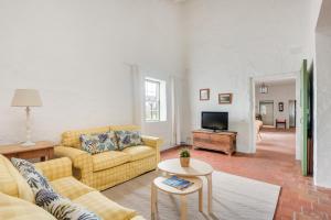 Gallery image of Finca Binicalaf Vell in Cala'n Porter