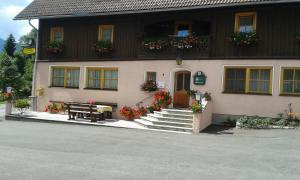 Budynek, w którym mieści się apartament