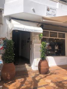 Zdjęcie z galerii obiektu Hostal de la Caravel-la w mieście Cala d´Or