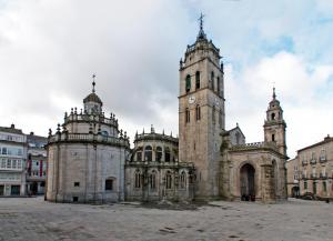 Foto de la galería de Galerías 16 Viviendas Turísticas en Lugo