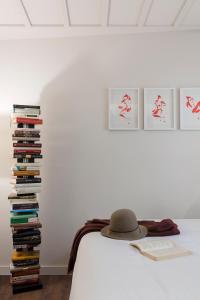 Postel nebo postele na pokoji v ubytování Yurbban Ramblas Boutique Hotel