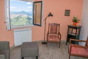Nespecifikovaný výhled na hory nebo výhled na hory při pohledu z bed and breakfast