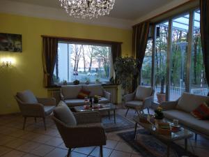 Istumisnurk majutusasutuses Hotel Excelsior