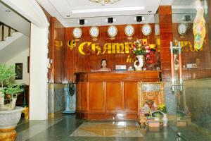 The lobby or reception area at Champa Hue Hotel