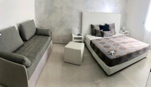 Gallery image of Accanto a te - Charme Rooms in Vieste