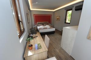 Gallery image of Castle View Bungalows in Mystras