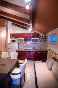 Fotografia z galérie ubytovania Apartment in Lopar with Balcony, Air condition, WIFI (4739-3) v destinácii Lopar