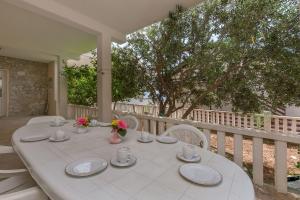 En balkon eller terrasse på Apartments Luca