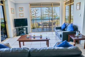 Gallery image of Bayview Beach Holiday Apartments in Gold Coast