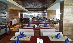 A restaurant or other place to eat at Swiss-Belhotel Serpong