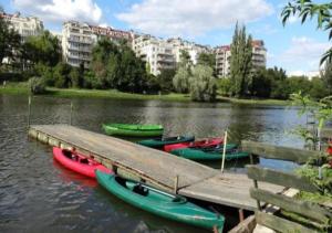 Widok na rzekę nieopodal tego apartamentu
