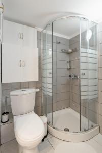 Kúpeľňa v ubytovaní Central Park View Apartment + 22 fotografií