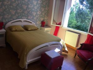 Postel nebo postele na pokoji v ubytování Le paradis de la Provence + 23 fotografií