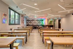 Restaurace v ubytování MEININGER Hotel München Olympiapark