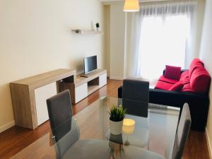 Et tv og/eller underholdning på Apartamento Puente Romano P1-1B