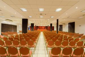 Οι επιχειρηματικές εγκαταστάσεις ή/και οι αίθουσες συνεδριάσεων στο Hotel 13 de Julio +14 φωτογραφίες