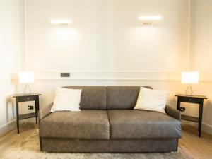 A seating area at Holidays Suites Navona