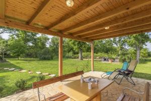 Zahrada ubytování Holiday Home Jakob