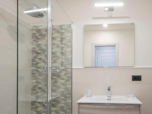 Vannituba majutusasutuses Gemini Suites Navona