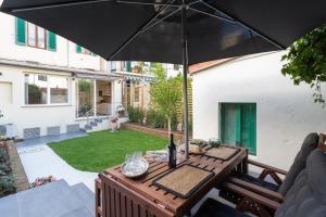 Vonkajšia záhrada v ubytovaní Le stanze di Carla! Bagno privato, cucina in comune