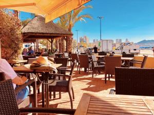 Ресторан / где поесть в Luxuriöses Apartment in Benidorm mit Pool