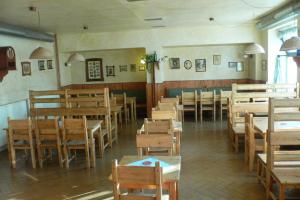 Restaurace v ubytování Apartmán 3, Suvorovova 158
