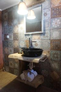 A bathroom at Seas the view