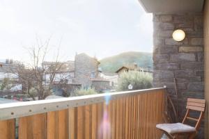 Gallery image of Chalet en urbanización, ideal para esquí in Biescas +10 photos