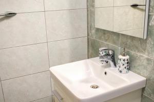 Koupelna v ubytování Apartmani Matko