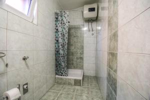Koupelna v ubytování Apartmani Matko