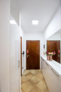 Fotografie z fotogalerie ubytování Apartment Studio Premier v destinaci Rafailovići