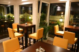 Posezení v ubytování Eden-Hotel