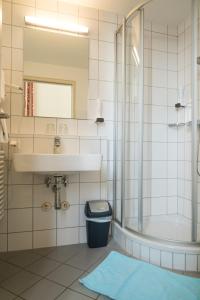 Koupelna v ubytování Gästehaus im Priesterseminar Salzburg