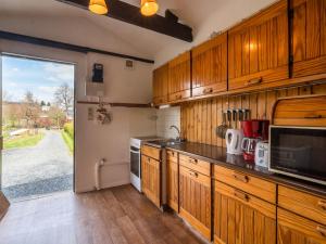 Afbeelding uit fotogalerij van Splendid Chalet in Gouvy with Fenced Garden in Gouvy