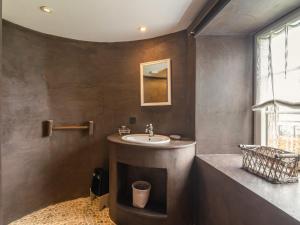 Vannituba majutusasutuses Holiday Home Manhay near Forest