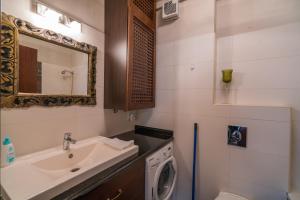Kúpeľňa v ubytovaní Royal Luxus Wellness Apartman