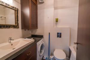 Kúpeľňa v ubytovaní Royal Luxus Wellness Apartman