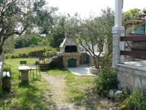 Zahrada ubytování Holiday home Ivan Bol