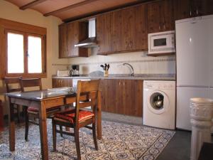 Una cocina o cocineta en Apartamento Tia Antonia 12 fotos más