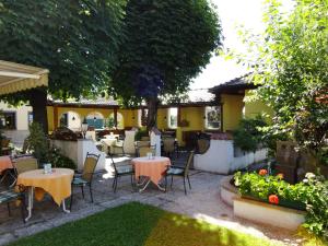 Vrt ispred objekta Business-Hotel Stockinger
