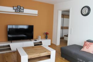 Zdjęcie z galerii obiektu Spacious, Modern 1-bdrm Apt near VIC & Austria Ctr w Wiedniu