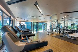 Fitness centrum a/nebo fitness zařízení v ubytování The Nature Phuket - SHA Extra Plus