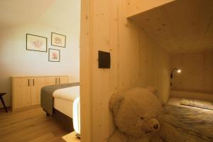 A bed or beds in a room at Birkenhof