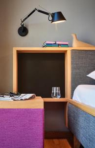 Postel nebo postele na pokoji v ubytování Gud Jard Lodge Nr 24 - Design-Ferienhaus mit exklusiver Ausstattung