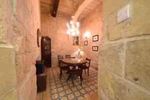 Restoran ili drugo mesto za obedovanje u objektu Senglea medieval house