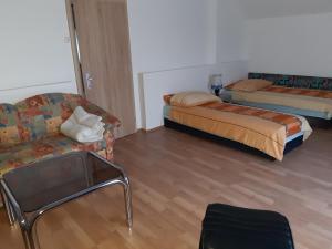 Gallery image of Privatzimmer Roland in Hutten