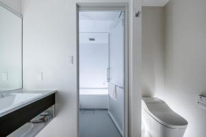 Koupelna v ubytování Grey Wolf Chalet by Hakuba White Fox Company + 12 fotografií
