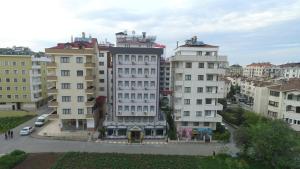 The building in which a szállodákat is located