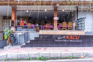 Restaurace v ubytování Kacu Ubud Inn