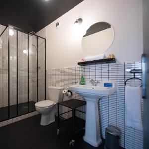 Vannituba majutusasutuses HO36 Hostel Lyon